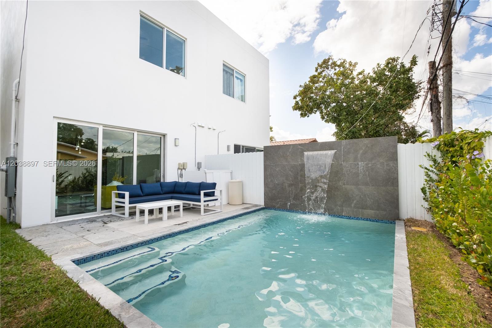 3461 Southwest 25th Street, Unit B Miami, FL 33133 - Photo 22 of 23