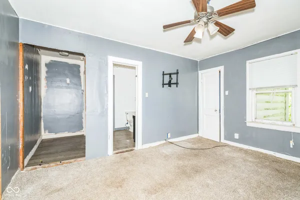 $39,900 | 3858 East Park Avenue, Terre Haute, IN 47805