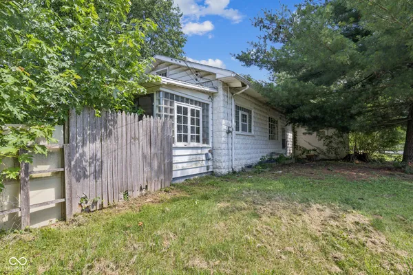 $39,900 | 3858 East Park Avenue, Terre Haute, IN 47805