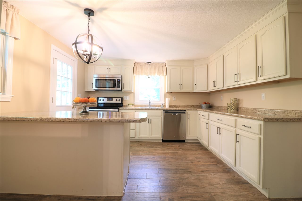 62 Bates Road Merrimack, NH 03054 - Photo 2 of 12