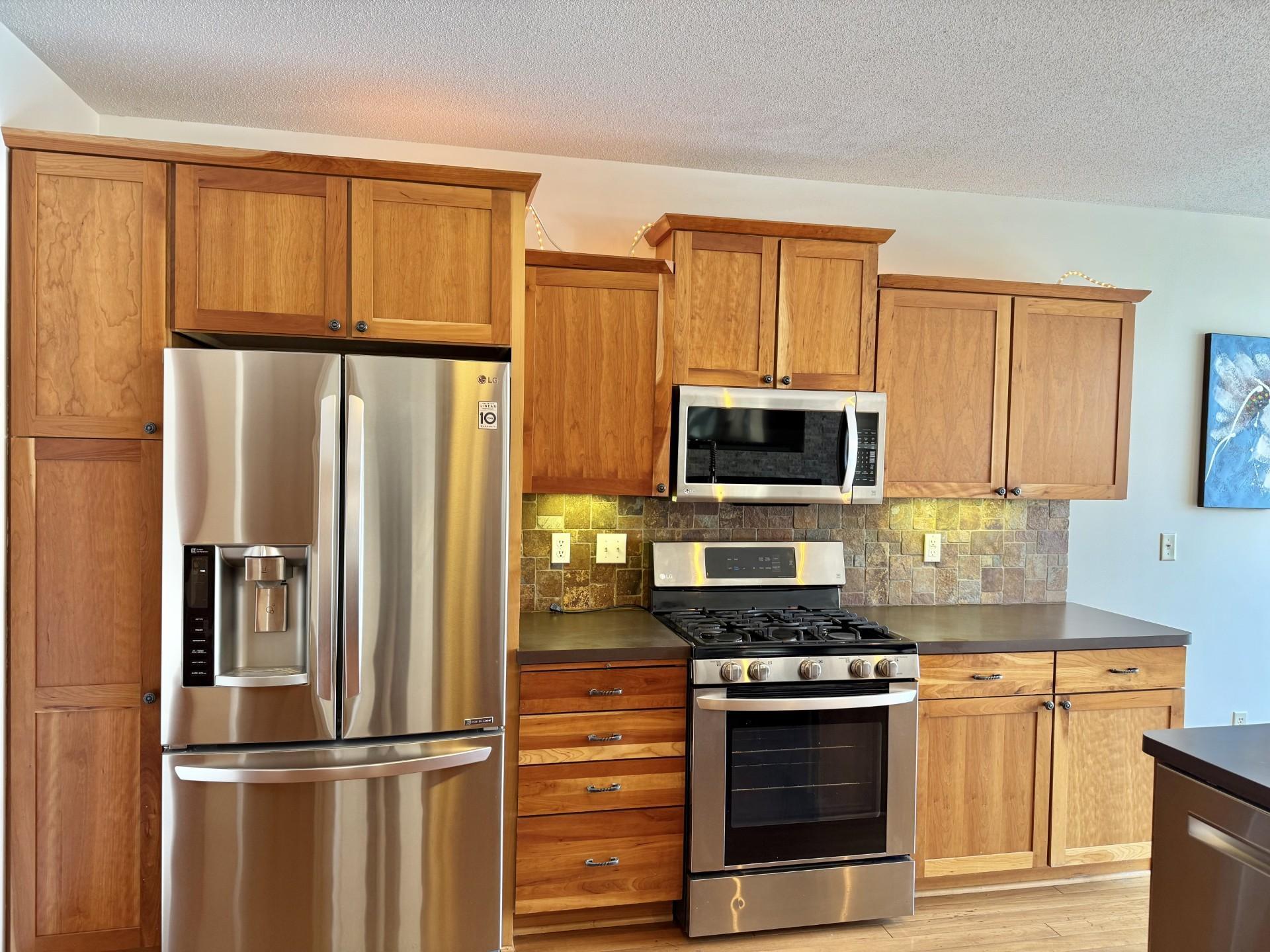 2526 Waterfall Way Northwest Prior Lake, MN 55372 - Photo 3 of 21