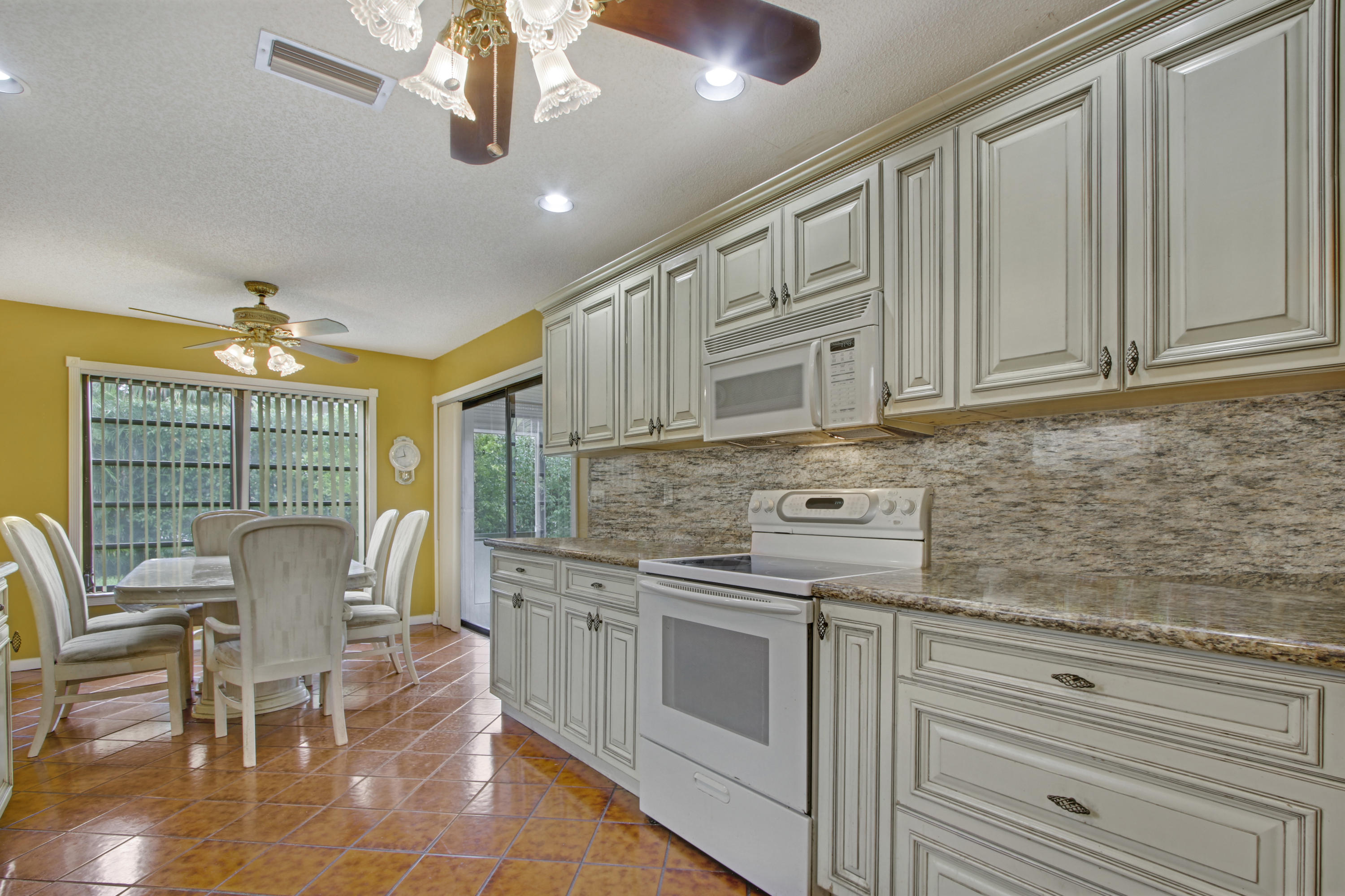 5300 Northwest 3rd Terrace Boca Raton, FL 33487 - Photo 5 of 22 2