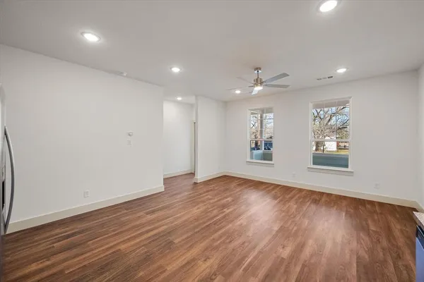 $2,395 | 506 East Kimball Street, Unit 1, Mansfield, TX 76063