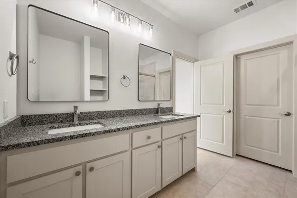 $2,395 | 506 East Kimball Street, Unit 1, Mansfield, TX 76063