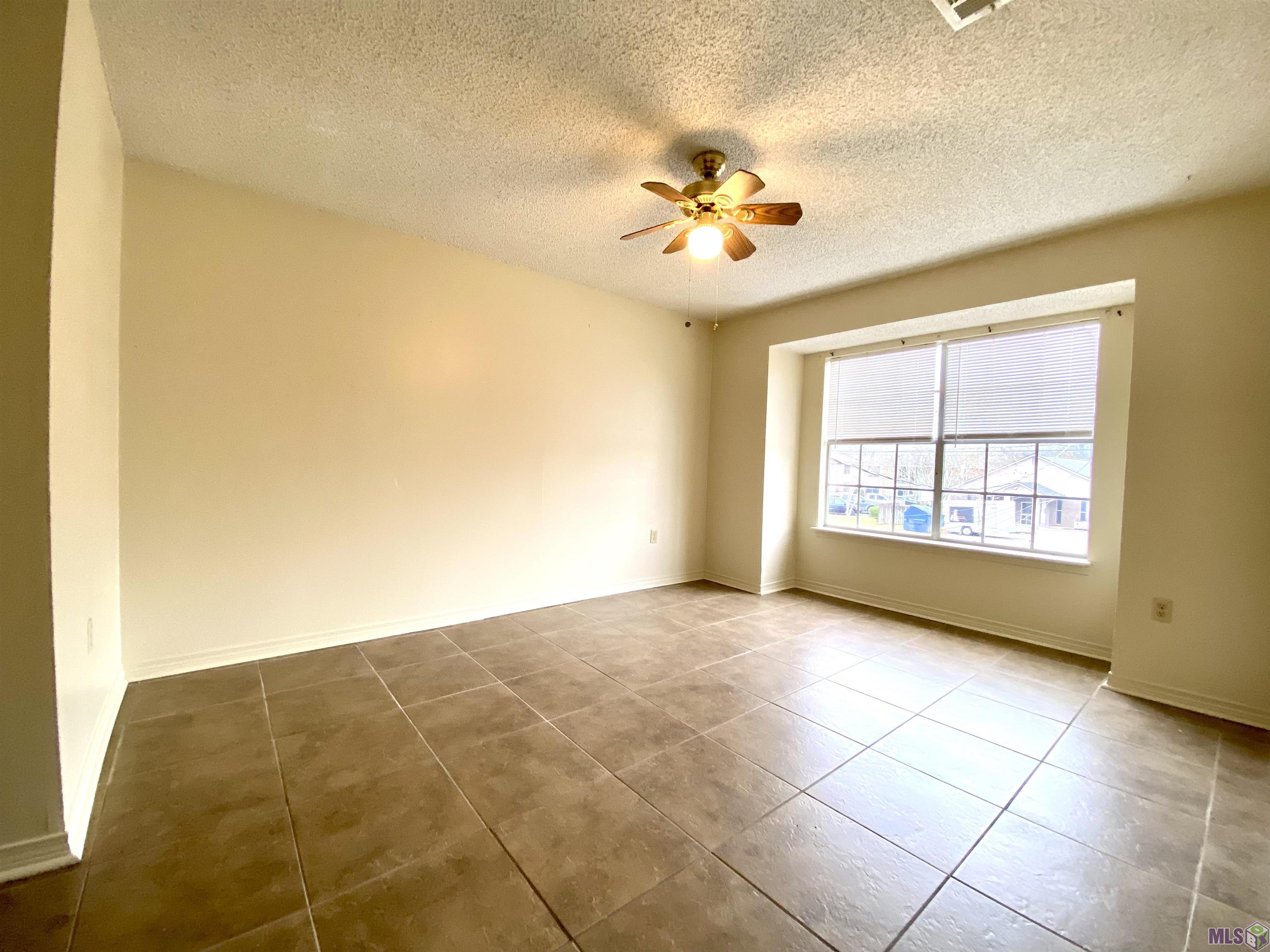 6368 Quinn Drive Baton Rouge, LA 70817 - Photo 12 of 16