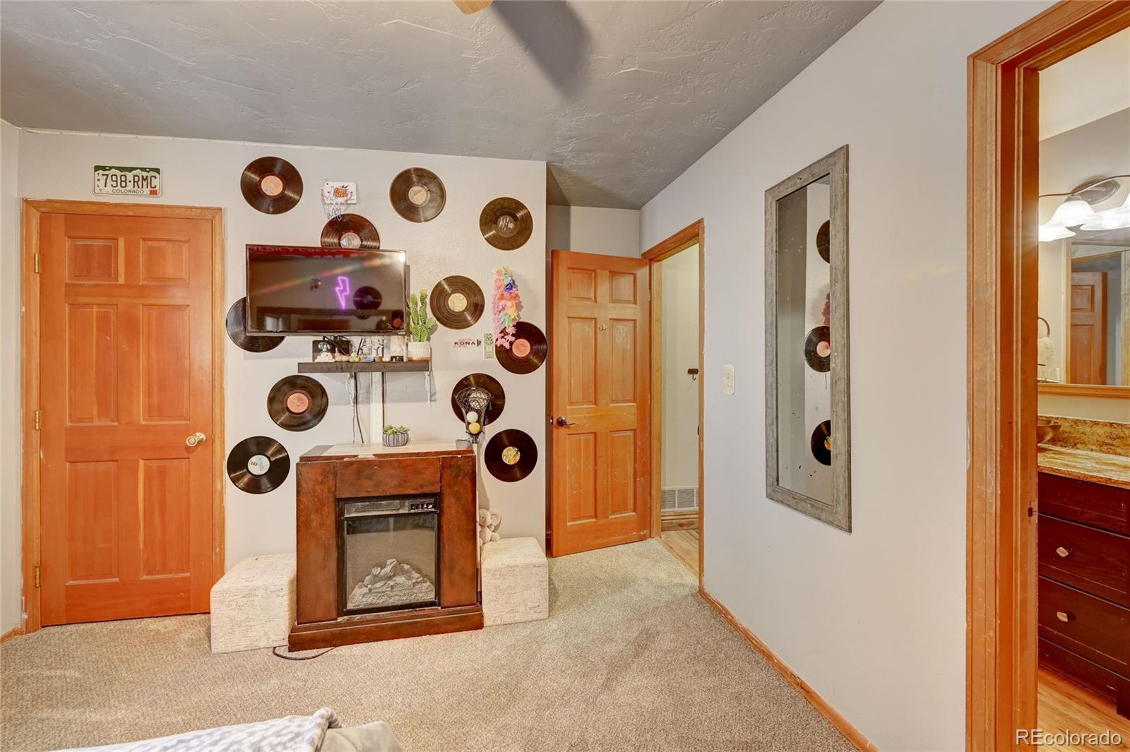 32811 Buffalo Creek Road Evergreen, CO 80439 - Photo 16 of 39 Gallery Image 16