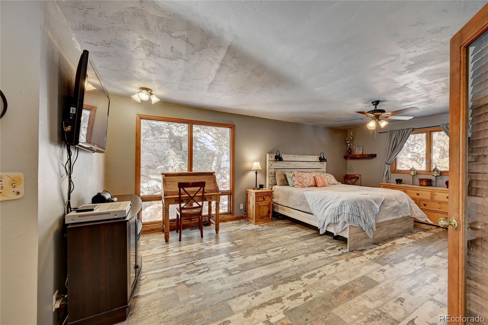 32811 Buffalo Creek Road Evergreen, CO 80439 - Photo 17 of 39 Gallery Image 17