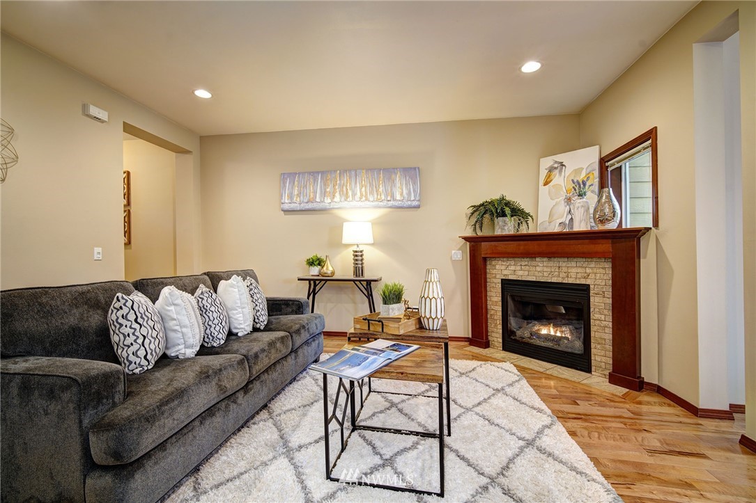 21331 11th Drive Southeast Bothell, WA 98021 - Photo 4 of 29