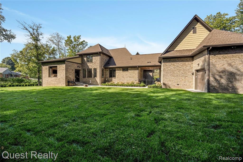 5521 North Rochester Road Rochester, MI 48306 - Photo 46 of 51
