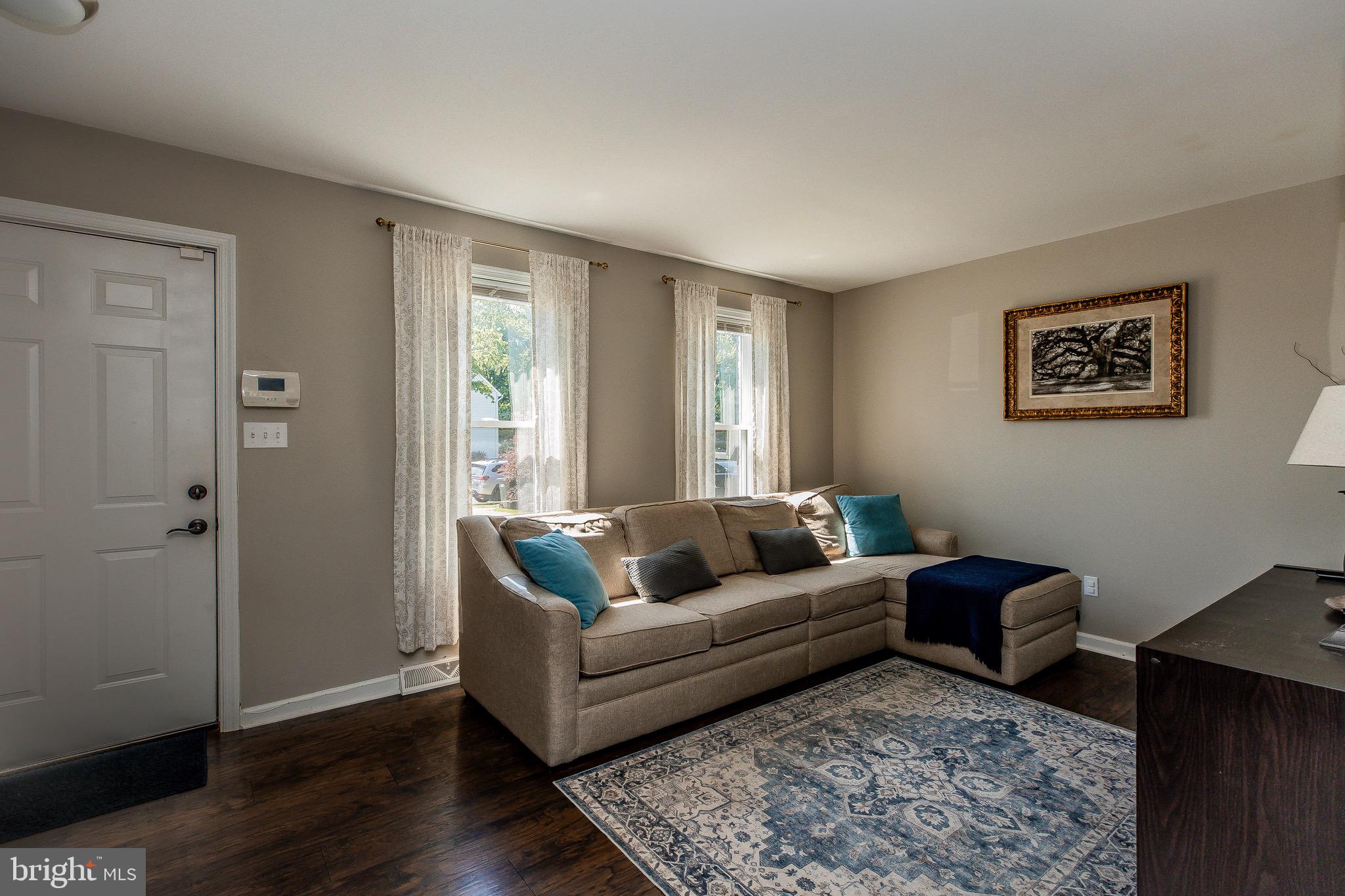 358 Cardinal Road Lititz, PA 17543 - Photo 6 of 31