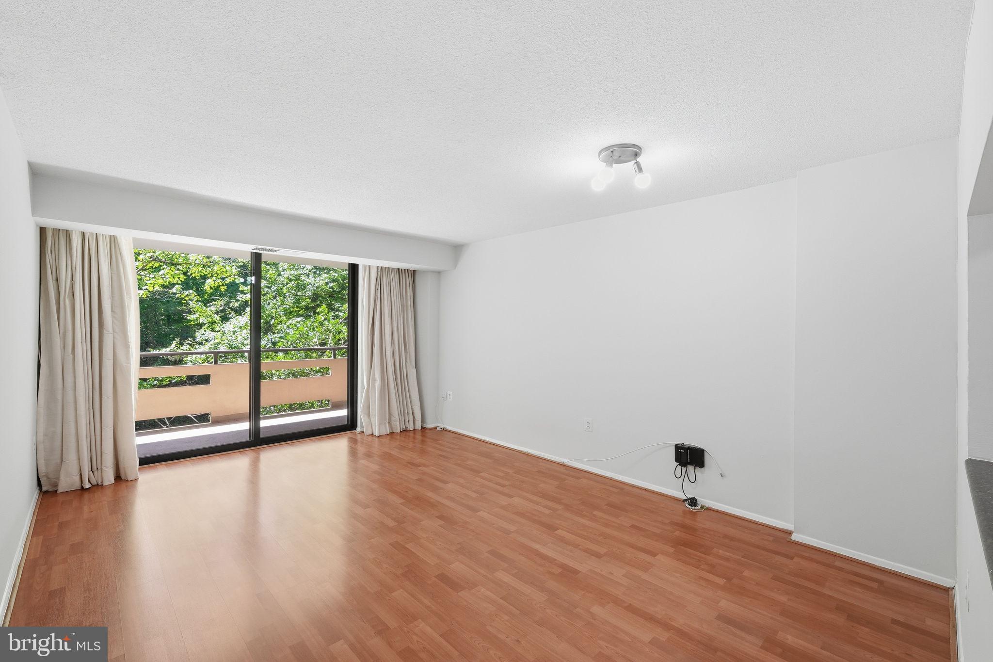 1808 Old Meadow Road, Unit 503 McLean, VA 22102 - Photo 3 of 23