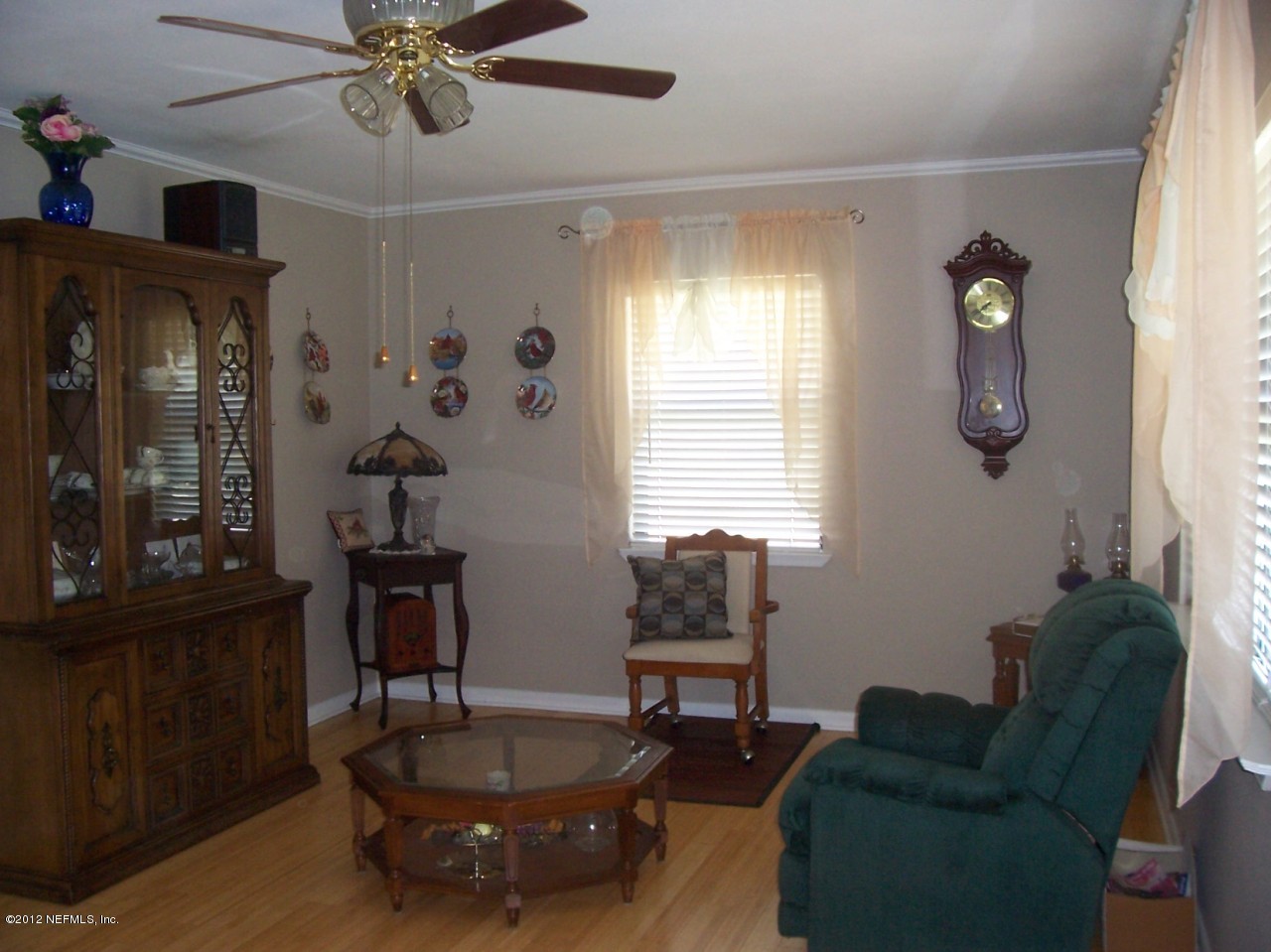3723 Coronado Road Jacksonville, FL 32217 - Photo 2 of 22 Living Room