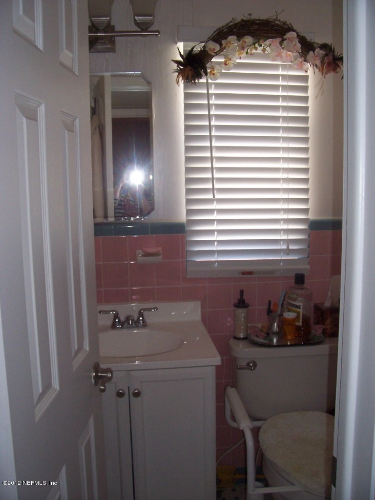 3723 Coronado Road Jacksonville, FL 32217 - Photo 7 of 22 Master Bath