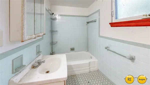 $250,000 | 1022 Melrose Avenue, Ambridge, PA 15003