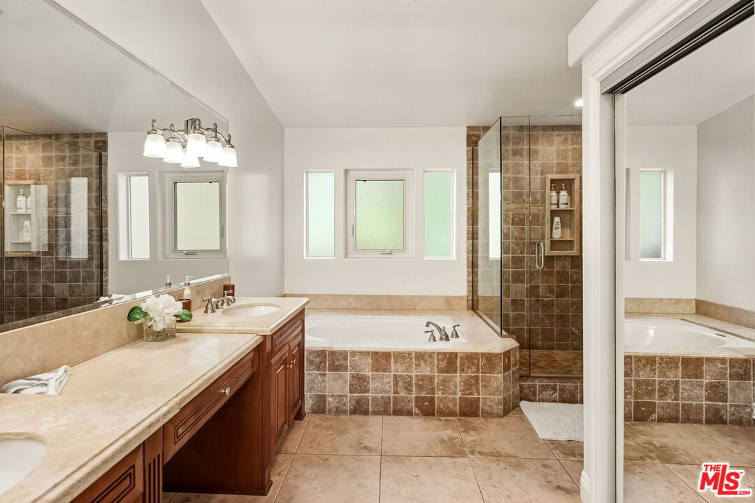 3701 Kanan Road Agoura Hills, CA 91301 - Photo 12 of 17