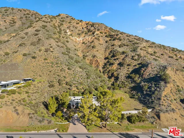 $1,988,000 | 3701 Kanan Road, Agoura Hills, CA 91301
