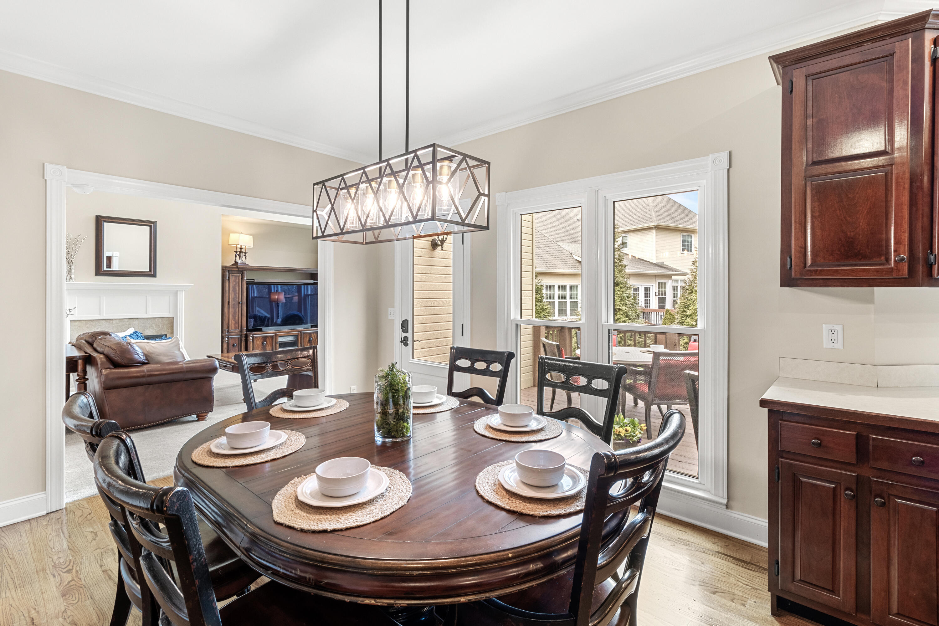 1522 Ramsgate Parkway Hixson, TN 37343 - Photo 23 of 99 Large Breakfast Area