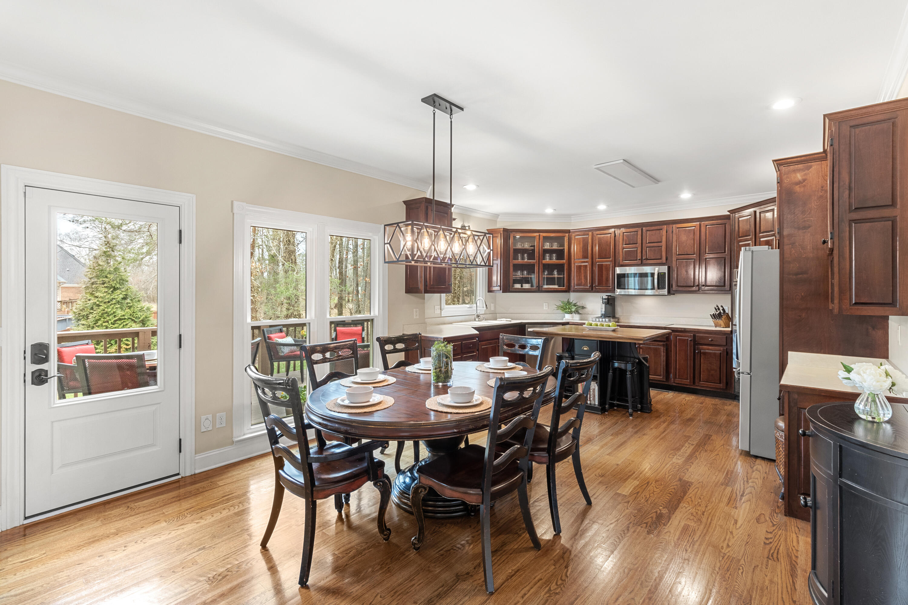 1522 Ramsgate Parkway Hixson, TN 37343 - Photo 24 of 99 You will Love All of the Natural Light