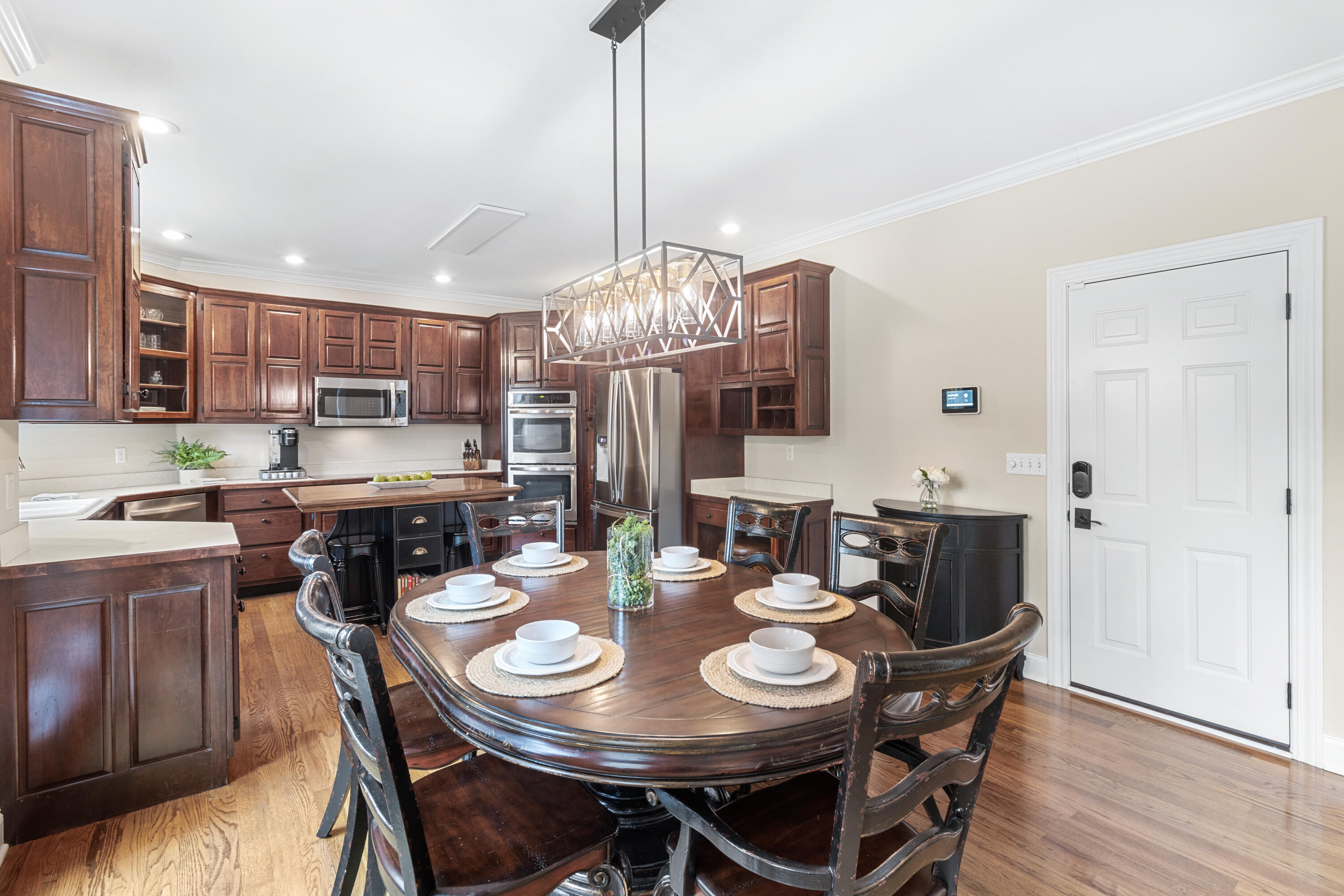 1522 Ramsgate Parkway Hixson, TN 37343 - Photo 25 of 99 Easy Access to the Garage