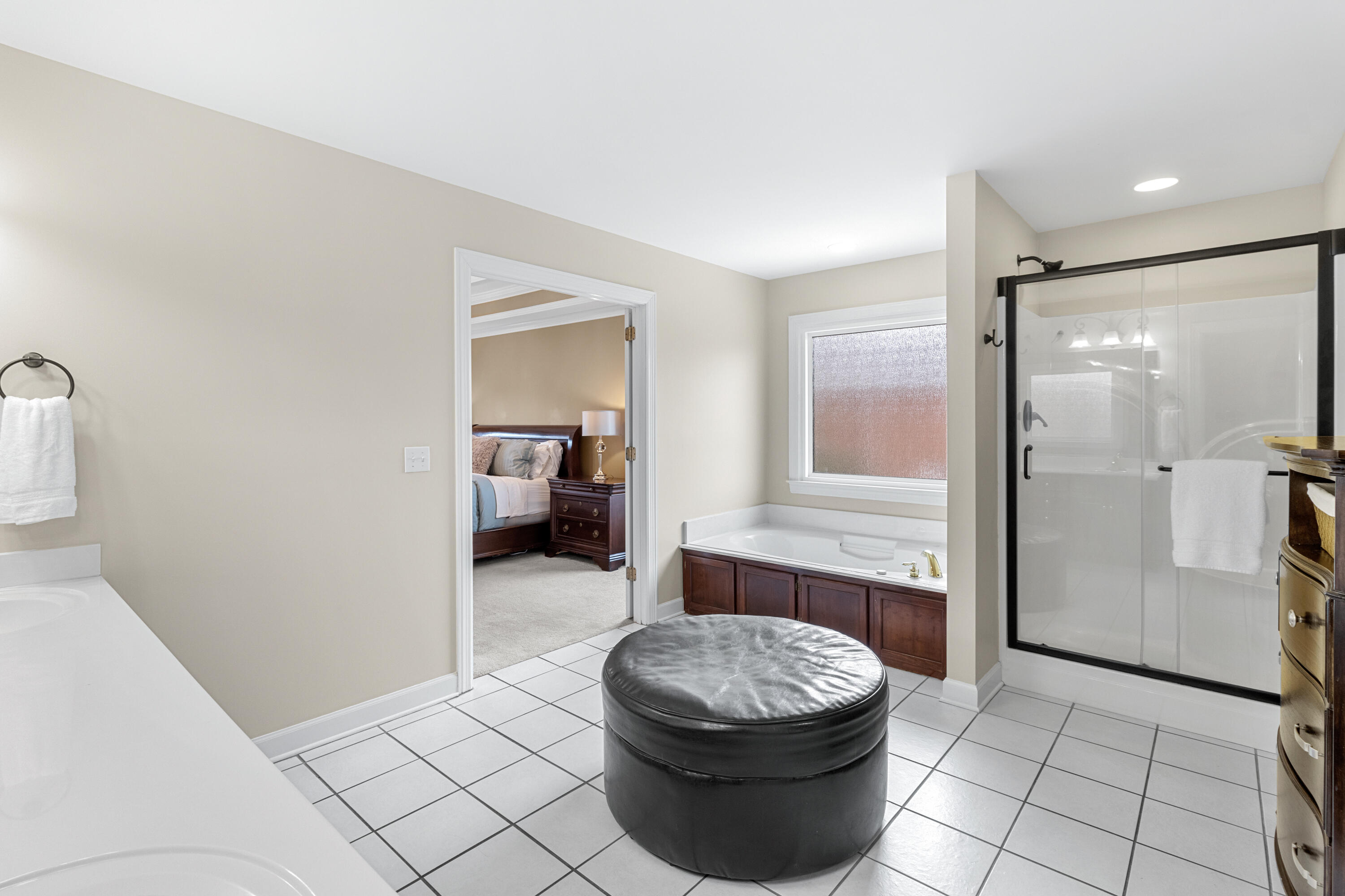 1522 Ramsgate Parkway Hixson, TN 37343 - Photo 46 of 99 Primary Bath w/Abundance of Space