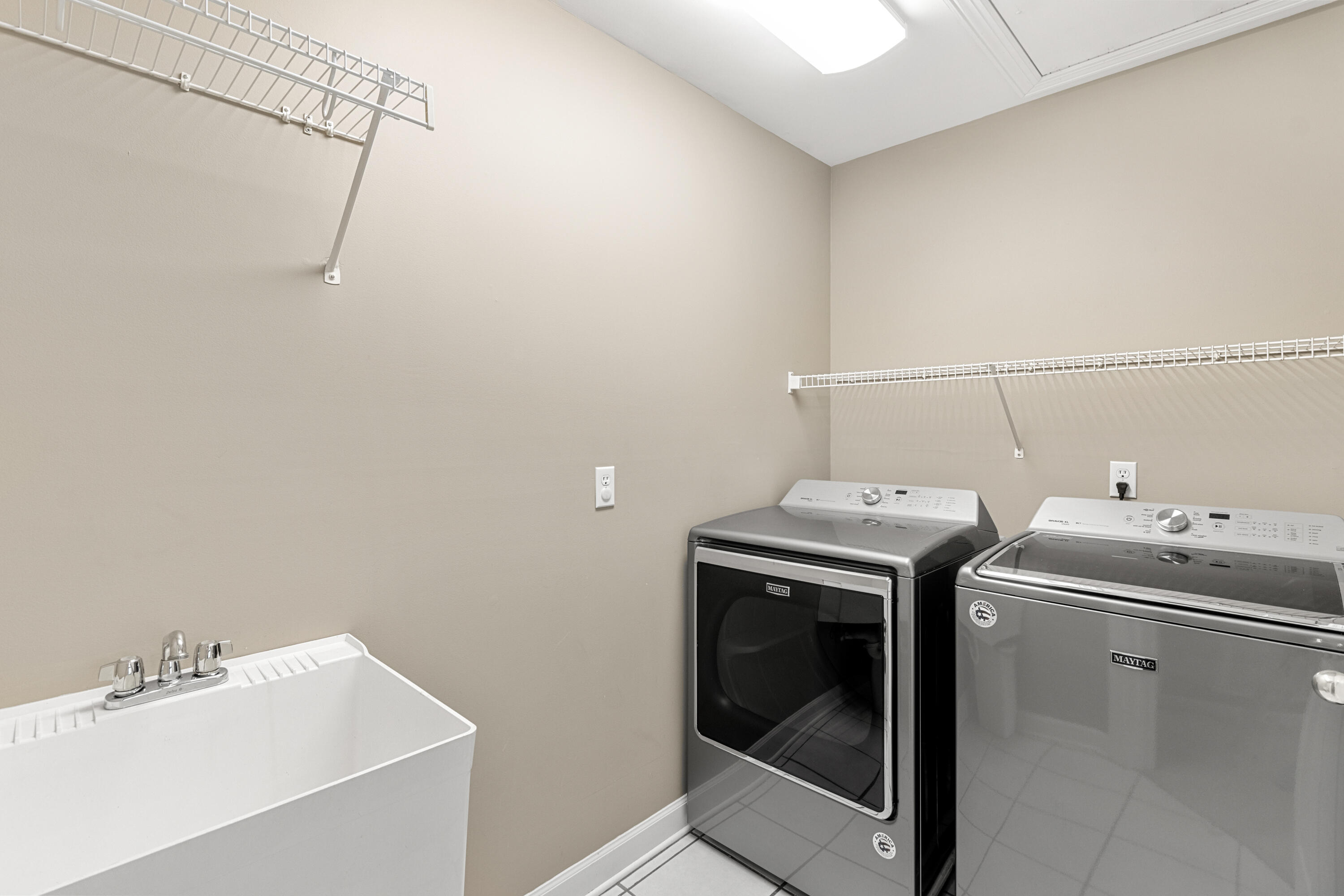 1522 Ramsgate Parkway Hixson, TN 37343 - Photo 51 of 99 Laundry Room w/Utility Sink