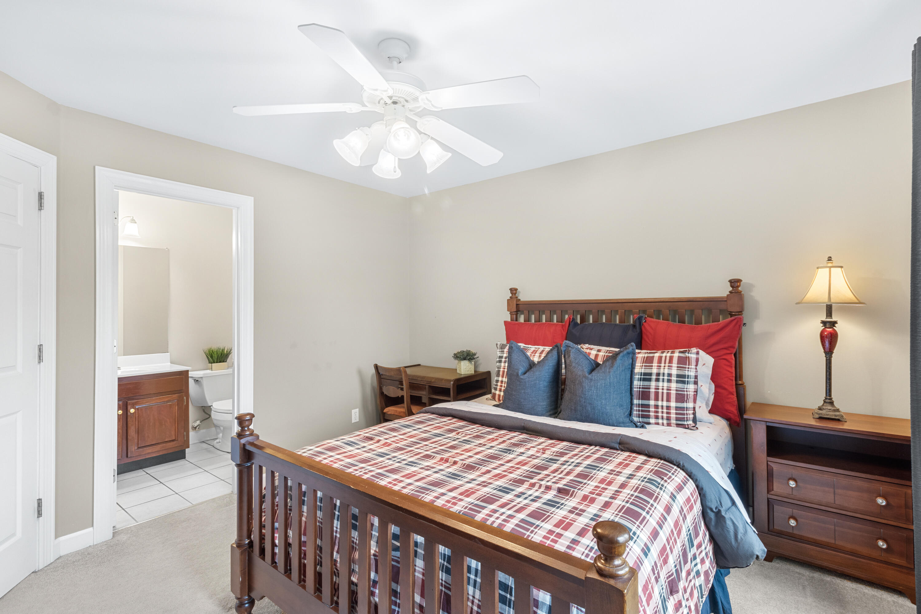 1522 Ramsgate Parkway Hixson, TN 37343 - Photo 59 of 99 Bedroom with Entry to Bathroom
