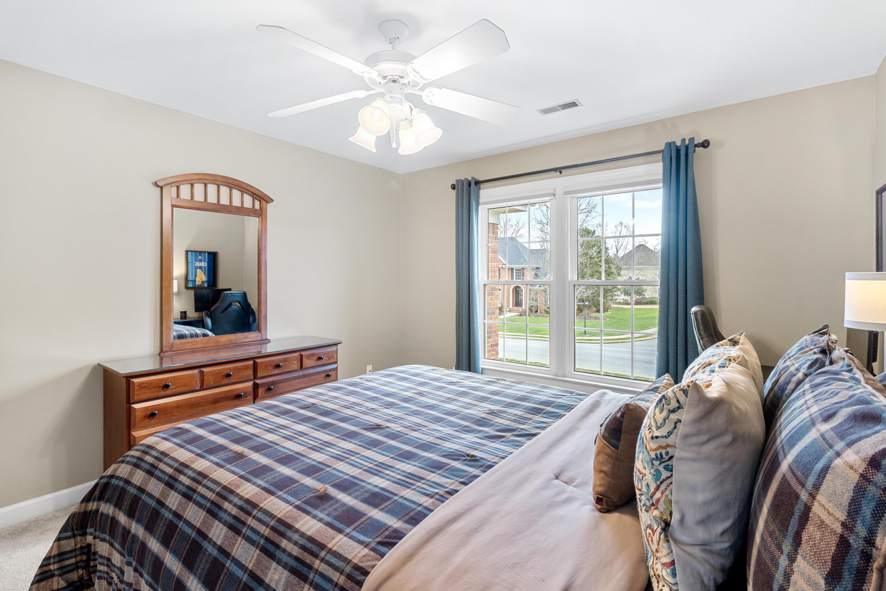 1522 Ramsgate Parkway Hixson, TN 37343 - Photo 61 of 99 Double Windows