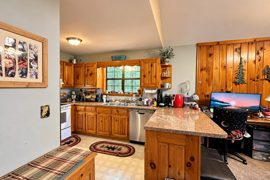 580 Riverwood Road Ellijay, GA 30536 - Photo 9 of 16 Gallery Image 9