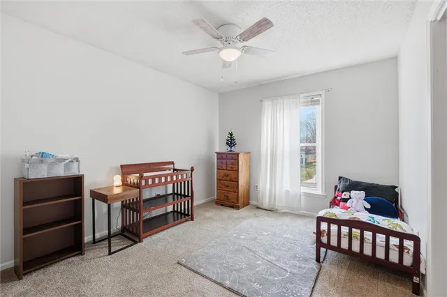 $315,000 | 518 North Jefferson Street, Raymore, MO 64083