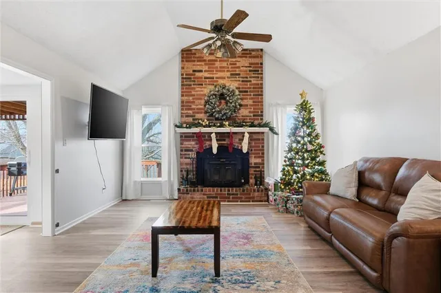 $315,000 | 518 North Jefferson Street, Raymore, MO 64083