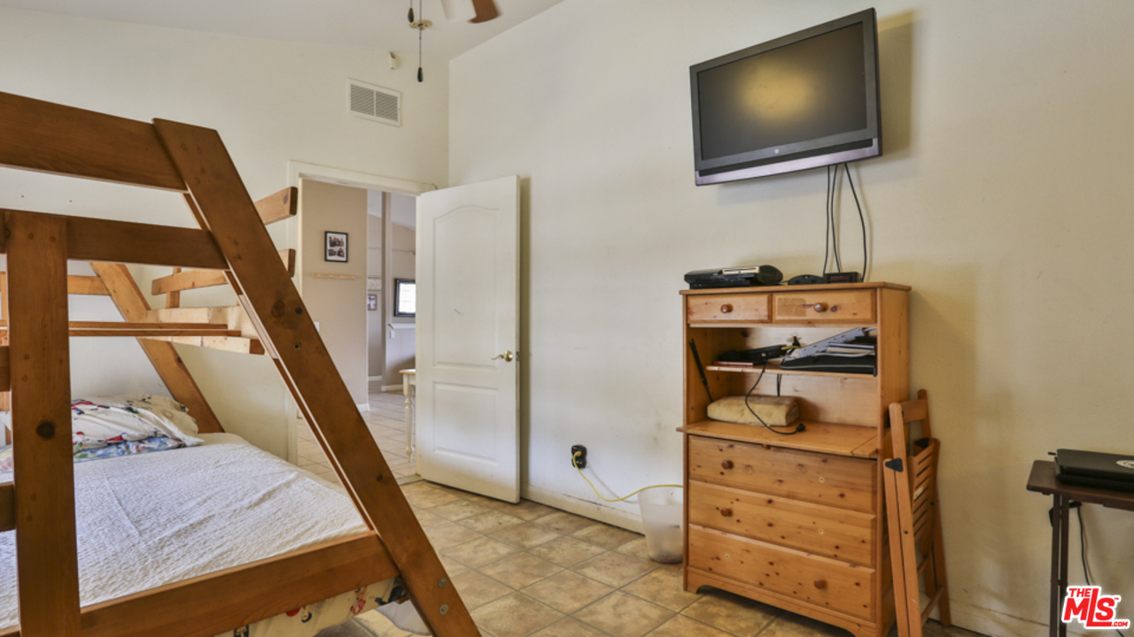 18906 Boulder Avenue Riverside, CA 92508 - Photo 21 of 40