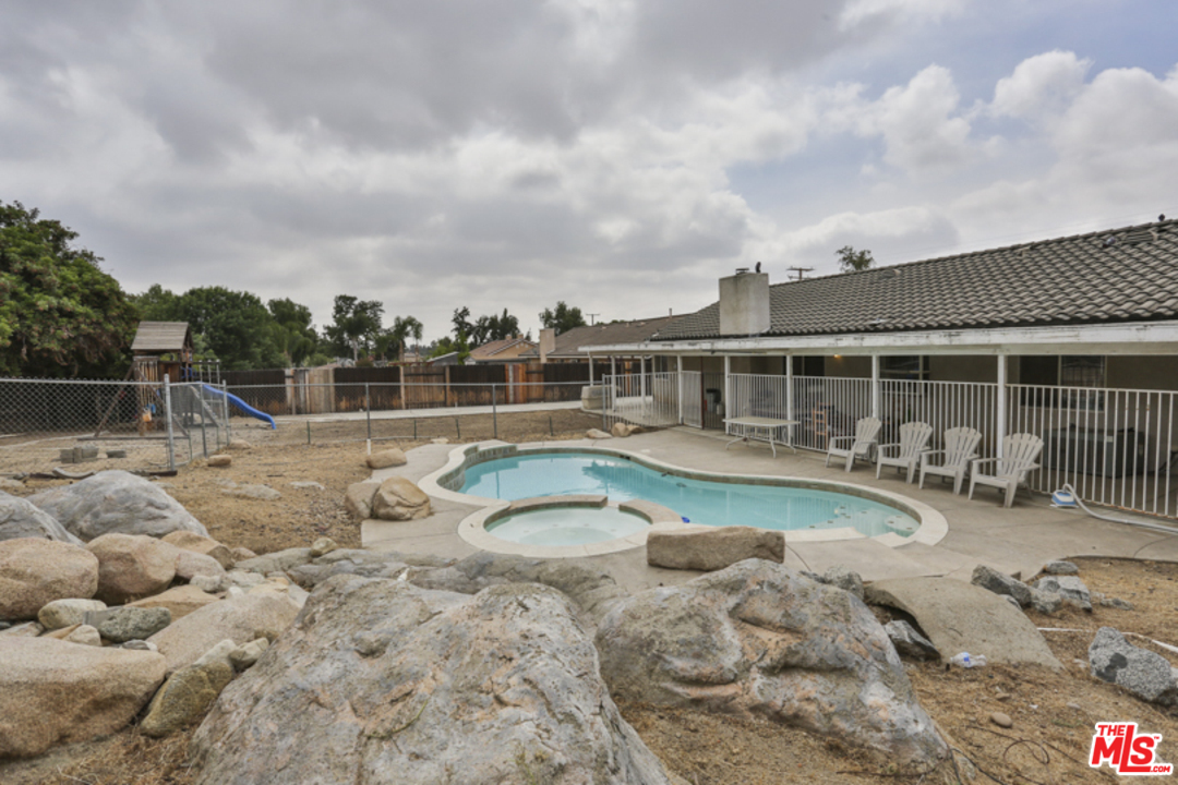 18906 Boulder Avenue Riverside, CA 92508 - Photo 31 of 40
