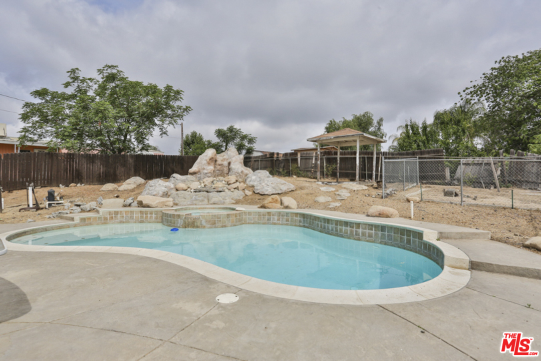 18906 Boulder Avenue Riverside, CA 92508 - Photo 33 of 40