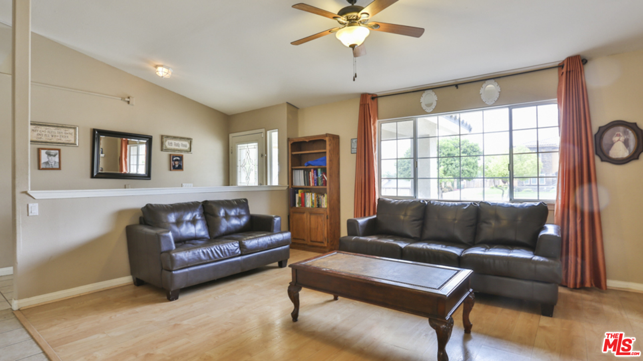 18906 Boulder Avenue Riverside, CA 92508 - Photo 5 of 40