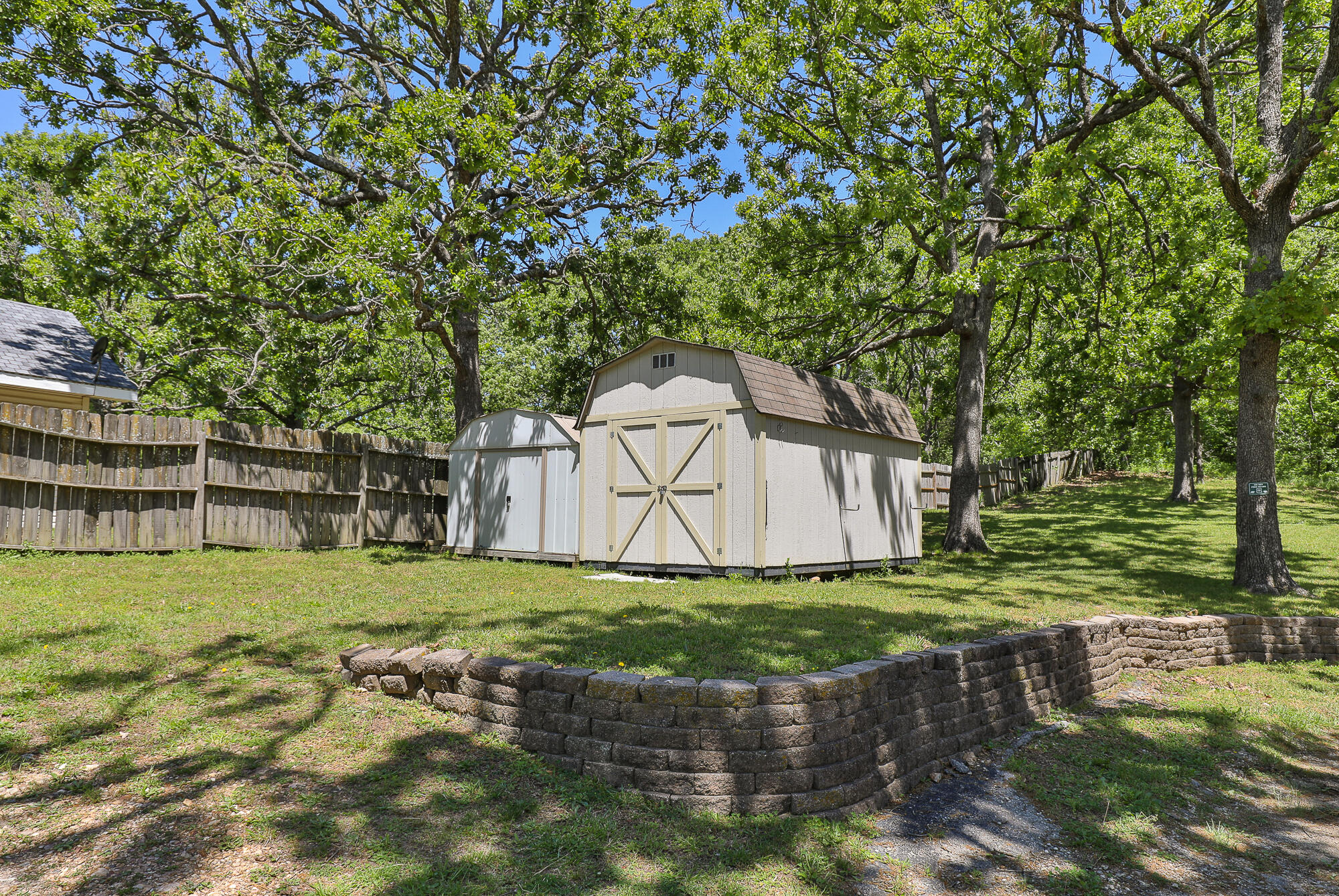 137 Hillside Loop Marshfield, MO 65706 - Photo 48 of 48 Storage sheds
