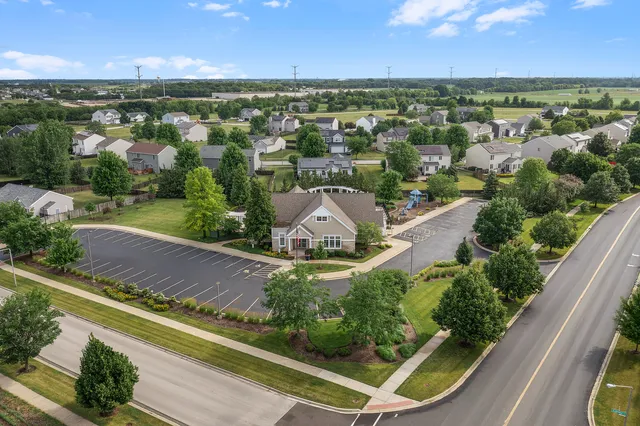 $429,990 | 411 Honeysuckle Lane, Yorkville, IL 60560