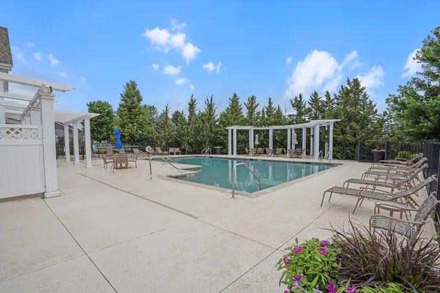 $432,440 | 411 Honeysuckle Lane, Yorkville, IL 60560