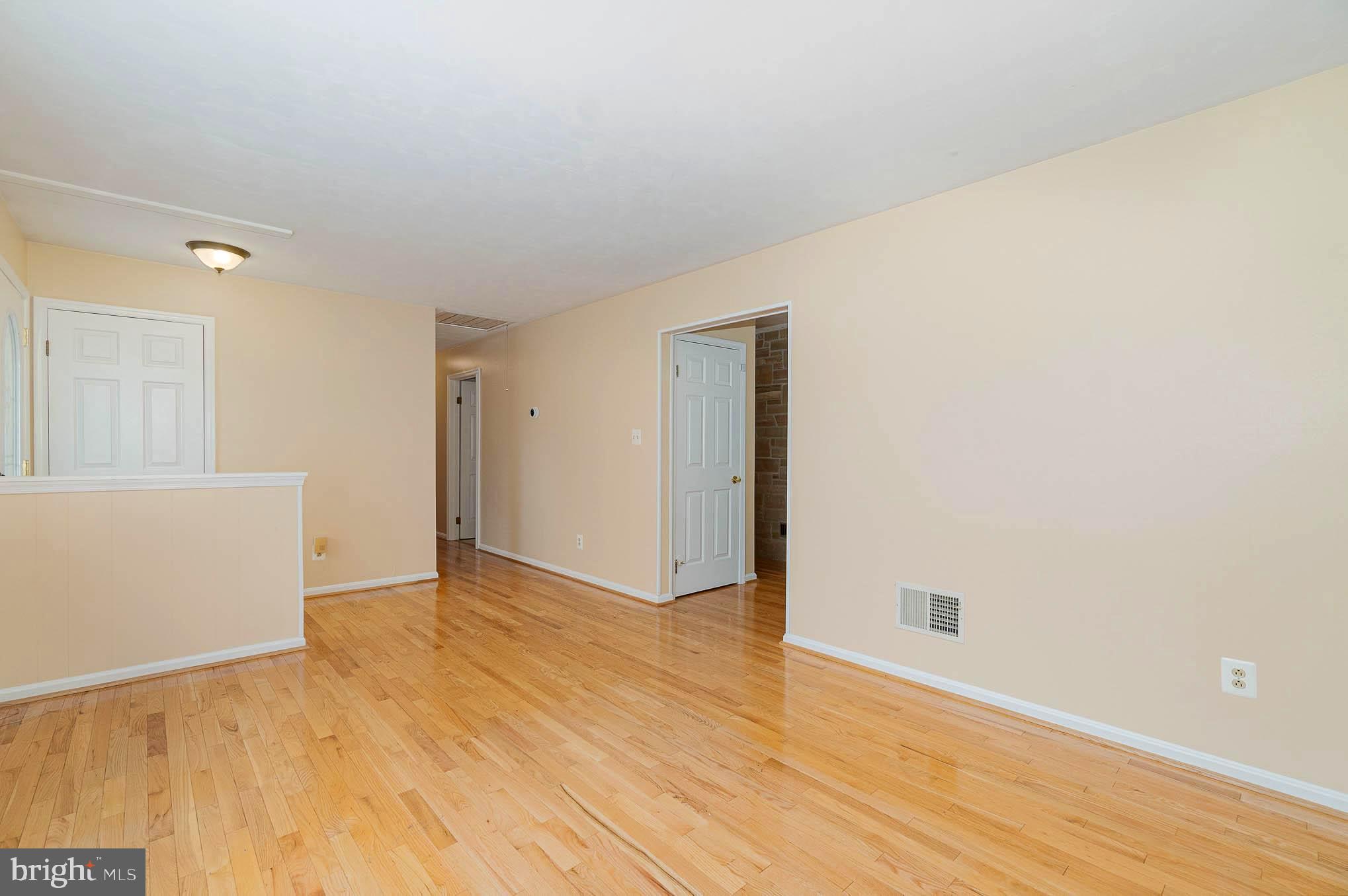1197 Long Valley Road Westminster, MD 21158 - Photo 6 of 31 Living room view 2