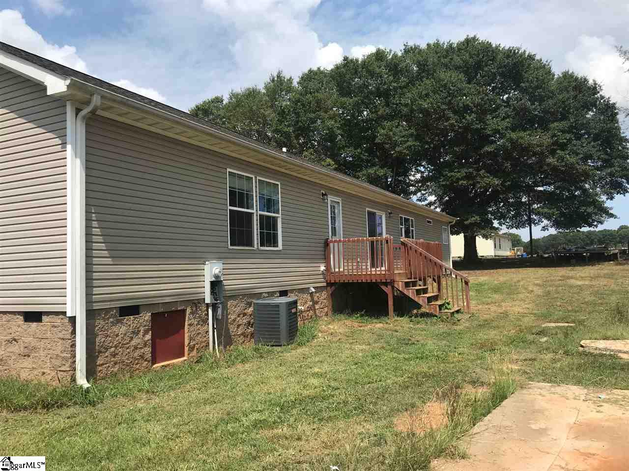 464 North Major Road Belton, SC 29627 - Photo 3 of 10