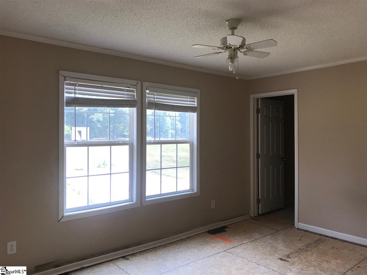 464 North Major Road Belton, SC 29627 - Photo 9 of 10