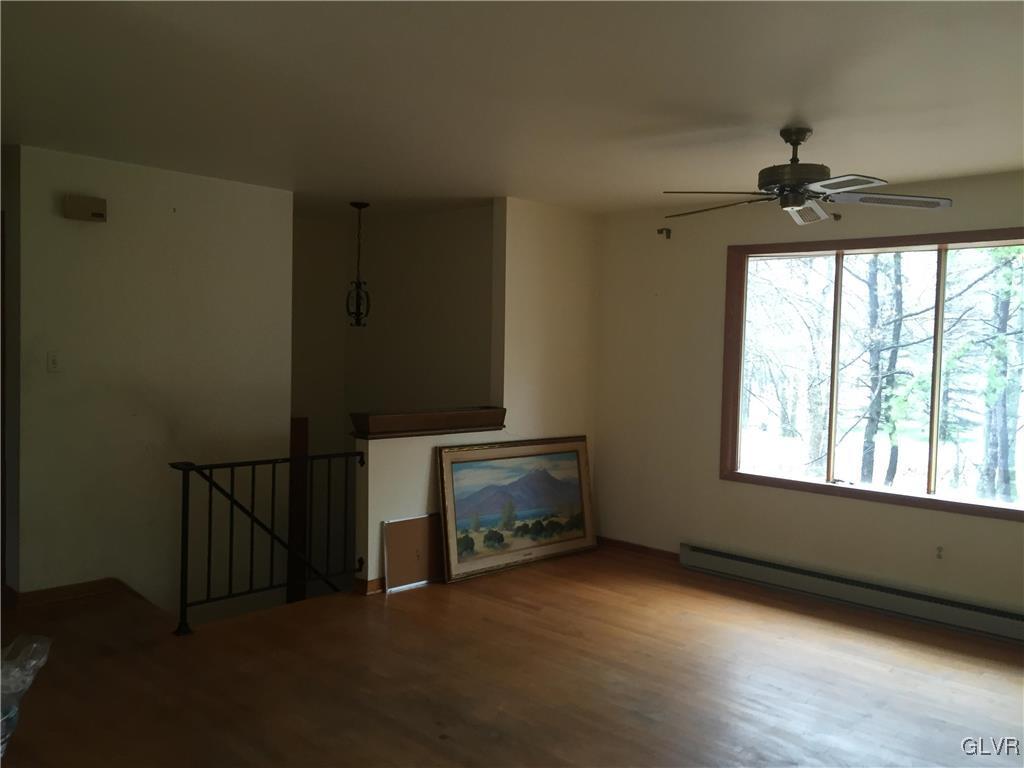 12 Foothill Road Albrightsville, PA 18210 - Photo 11 of 11 a room with window and ceiling fan