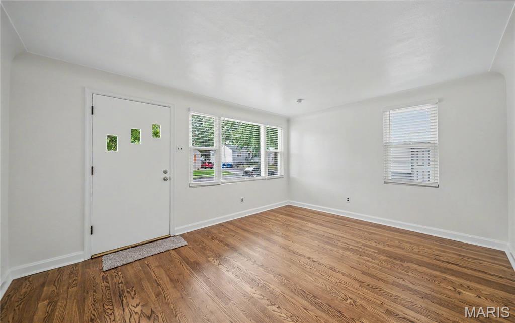 9425 Ridge Avenue St. Louis, MO 63114 - Photo 10 of 35 Gallery Image 10