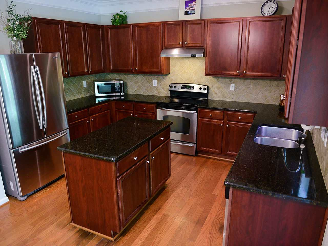 456 Jerome Road Durham, NC 27713 - Photo 4 of 28 Kitchen