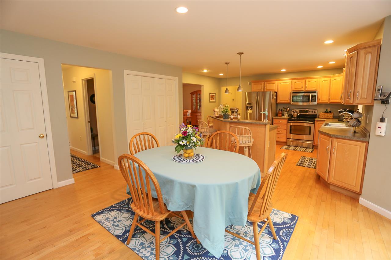 58 Graham Road Concord, NH 03301 - Photo 4 of 38
