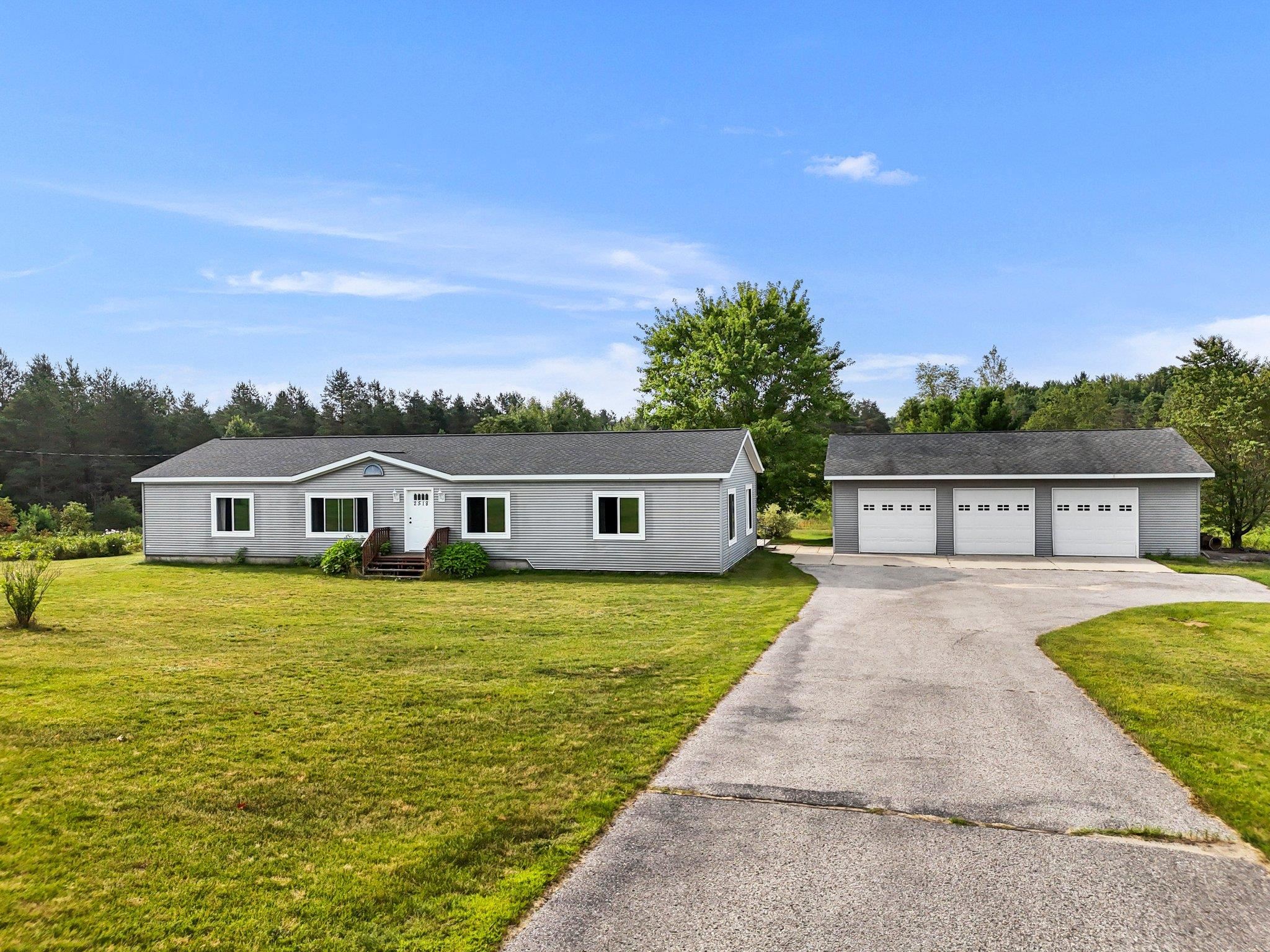 2518 East 32 Road Cadillac, MI 49601 - Photo 1 of 43 Gallery Image 1