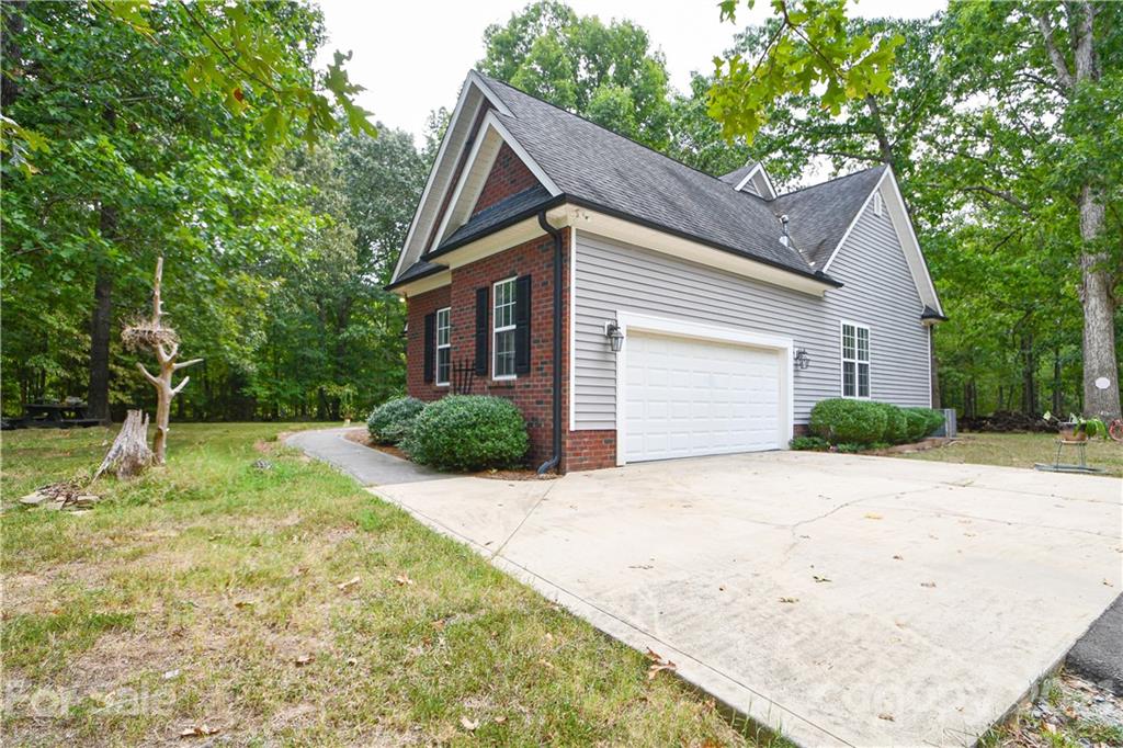 2520 Shady Ridge Lane Monroe, NC 28112 - Photo 2 of 19 Gallery Image 2