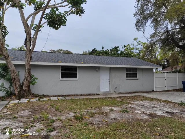 $1,599 | 1103 33rd Avenue West, Bradenton, FL 34205