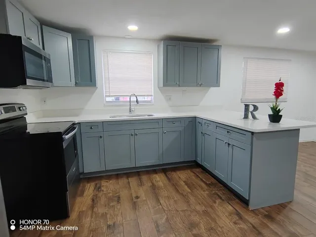 $1,599 | 1103 33rd Avenue West, Bradenton, FL 34205