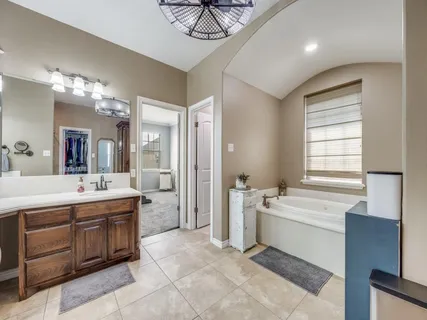 $825,000 | 44 Fawn Hollow Circle, Denison, TX 75020