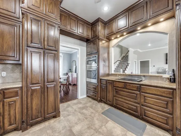 $825,000 | 44 Fawn Hollow Circle, Denison, TX 75020